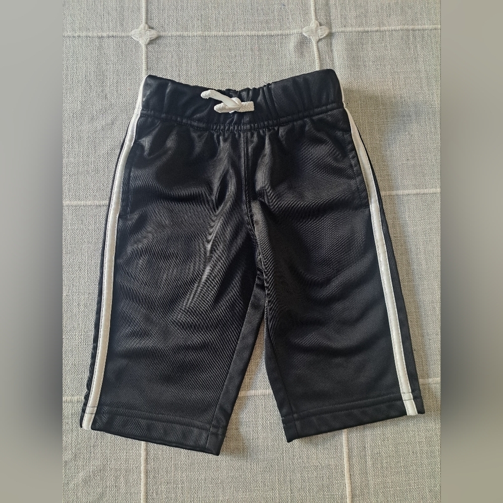 Miniwear Baby Track Pants
Size: 6–9M (Baby)